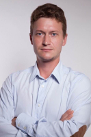 Пластический хирург Глеб Тумаков