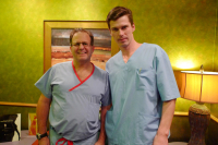 Стажировка по офисной и малоинвазивной хирургиии, двухволновой лазерной липосакции в клинике д-ра Салзмана (г. Луисвилл, США, ноябрь 2011 г.)