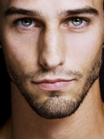 Имплантация подбородка у мужчин