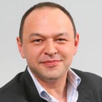 Многочисленные повторные операции оставили Джексона без носа