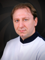 Пластический хирург Артур Рыбакин