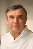 Пластический хирург Александр Неробеев