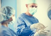Нужны ли системе здравоохранения бесплатные пластические операции?
