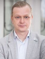 Пластический хирург Игорь Белый