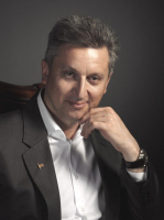 Пластический хирург Вадим Брагилев