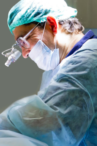 Пластический хирург Арслан Пенаев	