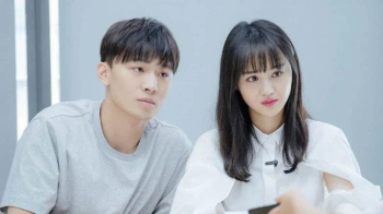 Актриса из Китая Чжэн Шуан и ее бывший бойфренд