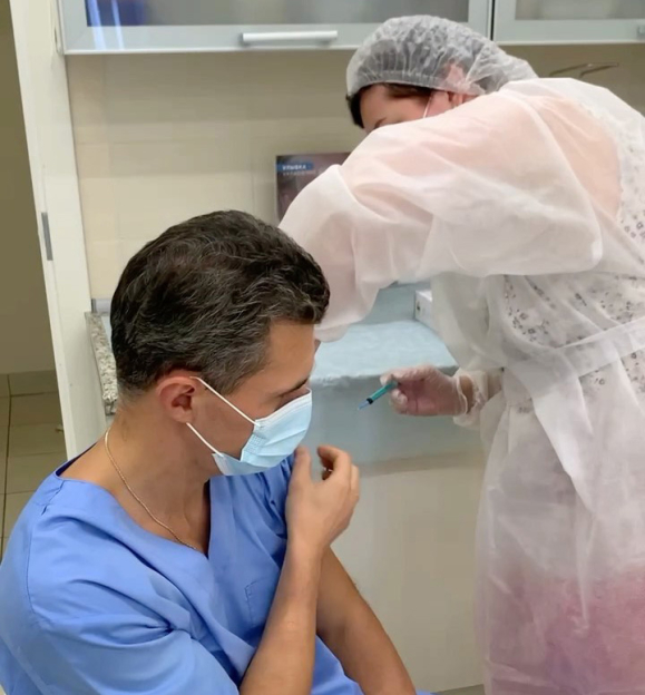 Денис Агапов сделал прививку от коронавируса