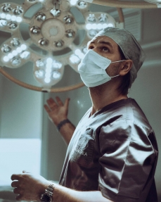 Пластический хирург Валерий Стайсупов