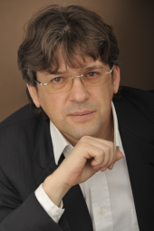 Пластический хирург Дмитрий Крысин