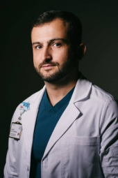 Пластический хирург Карен Пайтян