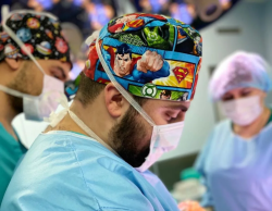 Пластический хирург Гукас Миракян